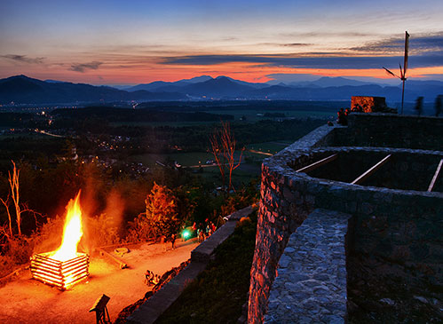 Kresovanje na smledniškem Starem gradu