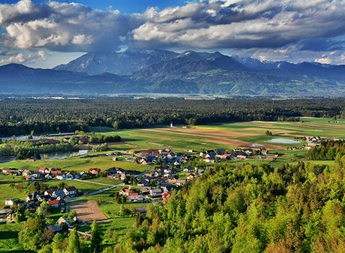Hraše, stari grad Smlednik