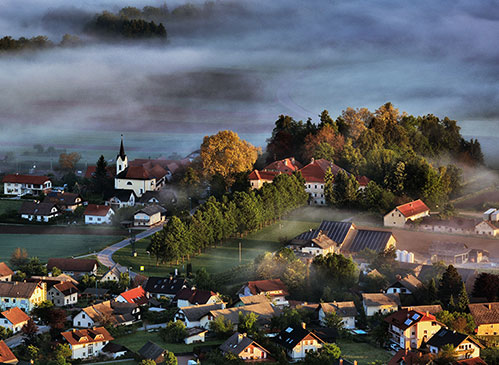 Valburga, Smlednik, Medvode